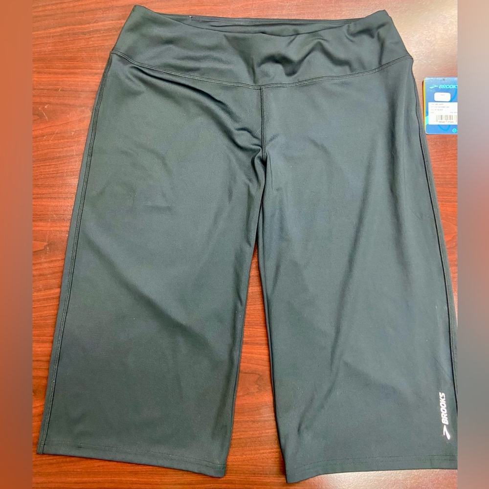 NWT Brooks Venture Capri Black Pants Leggings, Women’s Size Large